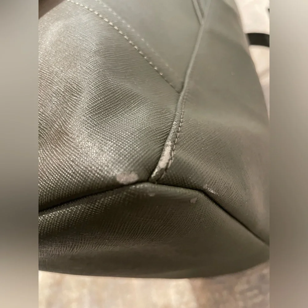 Lululemon All Day Tote Olive Green Shoulder Bag - Picture 6 of 13